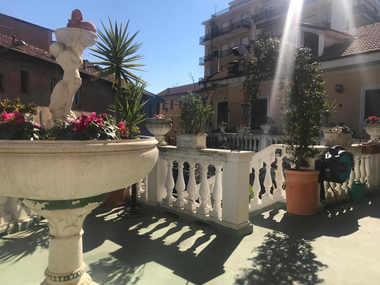 Hotel Piemontese Imperia Exterior photo